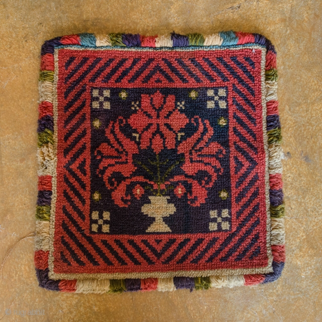 Swedish Floral pile rug. This is a very attractive and unusual woven rug made with soft, hand-spun natural wool.

width: 1'9"
length: 1'10"
size category: 3'x5' and smaller
dominant colors: Red & Blue    