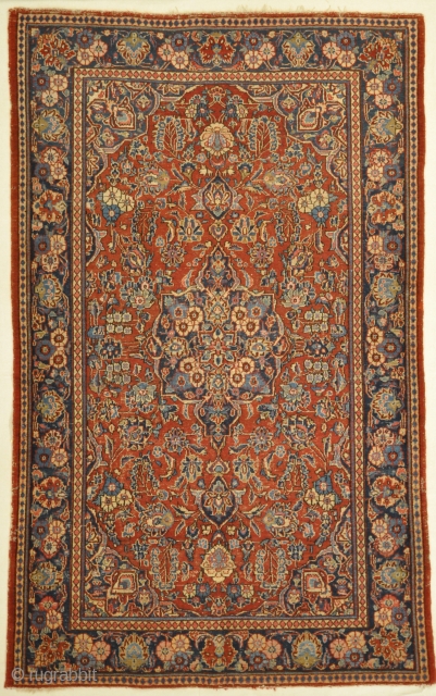 Antique Kashan Rug
4'3" x 6'8"

Hand-knotted and made out of the finest natural dyes.                    