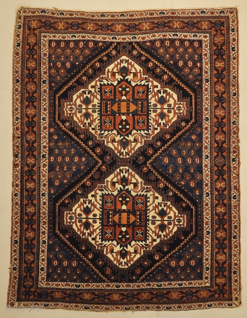 Antique Persian Afshar Medallion Botteh.Antique Persian Afshar Medallion Botteh are similar to antique Caucasian rugs in their rug colors and styles. Using geometric patterns, medallions with diamond patterns and pomegranate vases. Antique  ...