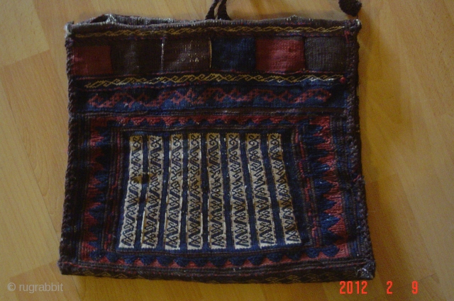 19 century beluch/chanteh
34cmx30cm
Pazyryk Antique Amsterdam                            