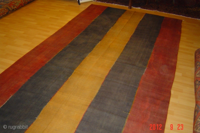 1930/40 turkish nomaden jajim
very good condition 392cmx186cm
pazyryk antique                         