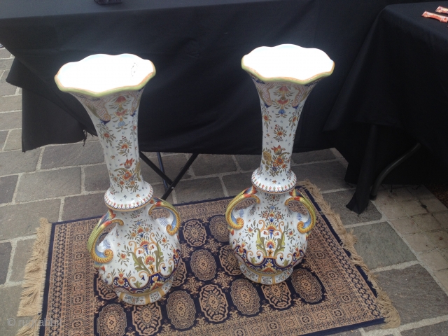 2 french vases                              