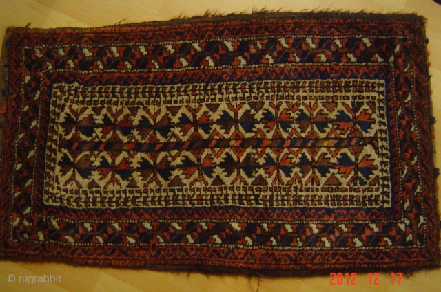 Antique beluch balesh/C
78cm x 45cm
pazyryk antique                           