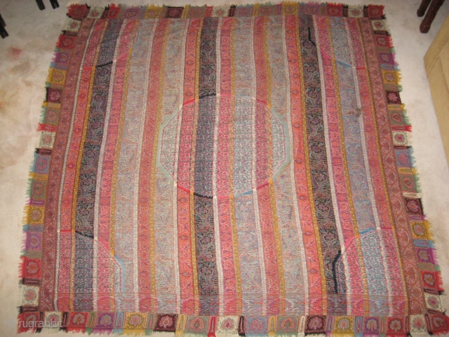 Antique khatraaz moon shawl for a sale                          