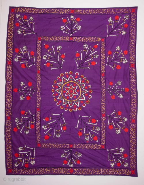 Central Asian suzani with script 20th C. 183 x 131 cm / 6'0'' x 7'6''                  