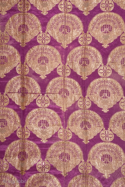 Russian Brocade 160 x 248 cm / 5'2'' x 8'1''                       