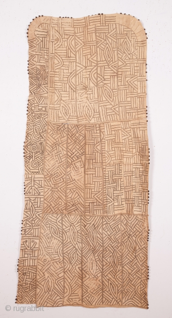 African Kuba  Embroidered Rafia Textile
Early 20th C?
97 x 177 cm / 3'2'' x 5'9''
                  