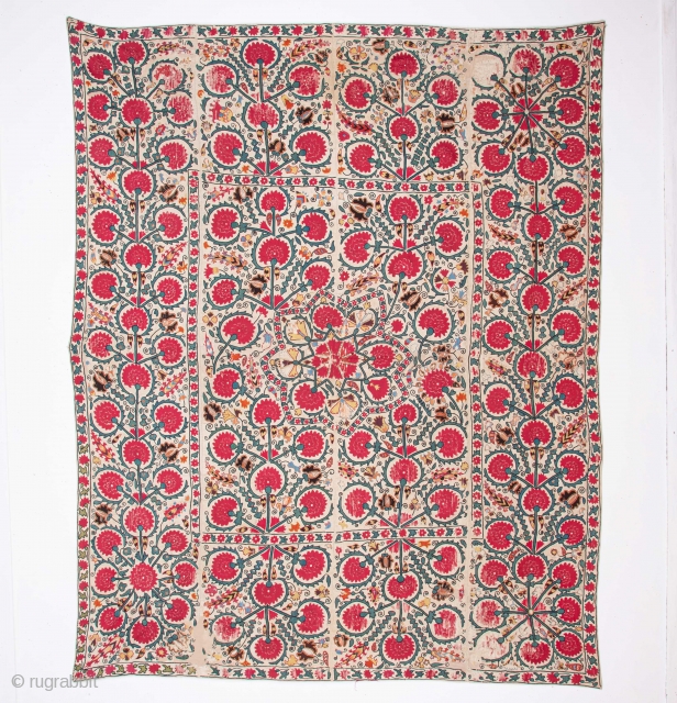 Antique Suzani from Ura Tuıbe Tajistan
It has some ware due to harsh use but the colour is superb and it would still be great on a wall with all fantastic details.
173 x  ...