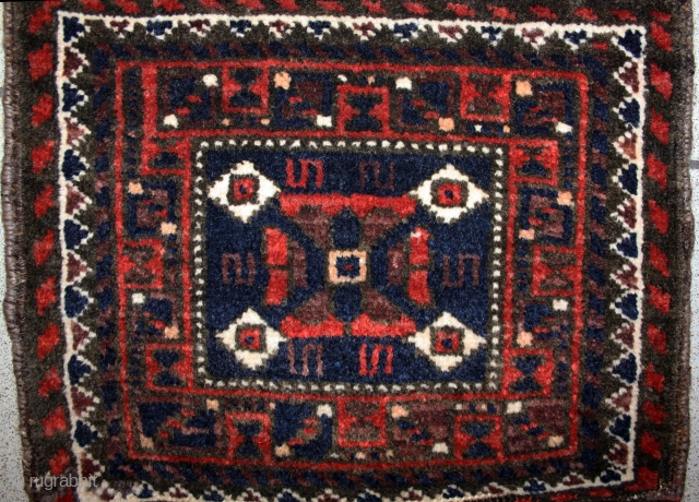 small Baluch Bag in very good condition with natural colors, size 30x30cm                     
