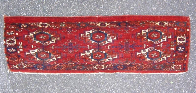 Antique turkoman Tekke torba with fantastic colors and silk highlights, size: 110x034cm                     