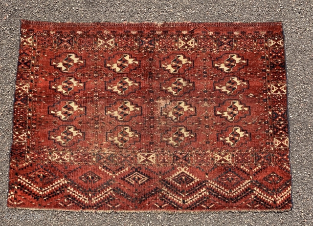 Turkmen tekke chuval 

  #karlsruhe #suedliche_waldstrasse #antiquerugs #antiquekilim #islamicart #interiordesign #decoratifart #decoration #luxury #macallan #breguet #boucheron #riva #ferragamo #lovely #rich #caucusus #halimagazine #turkish #persian #uniqueart #handcrafted #tribal #suzani #uniqueart #rare #tappetiantichi  ...