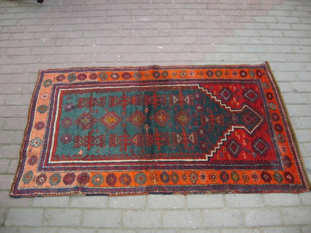 eraly20th centurey KONYA CIHANBEYLI
good condition full pile                          