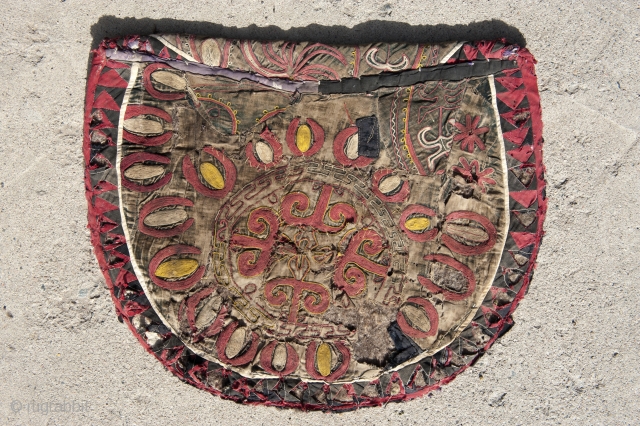 Kirgiz, dish bag,hung on the wall in a Yurt, silk,cotton,felt, embroidery, circa 1900                    