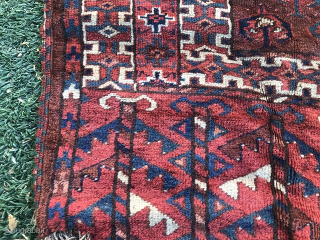 Antique, Turkmen Ensi Rug Size.165 X90cm.
sewn, missing a piece in the middle                     