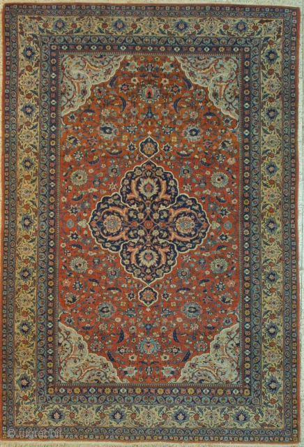 esfahan rug                               