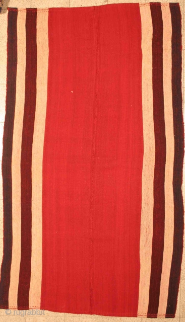 pelas bakhtiyri
kilim

size 245 by 143 cm                           