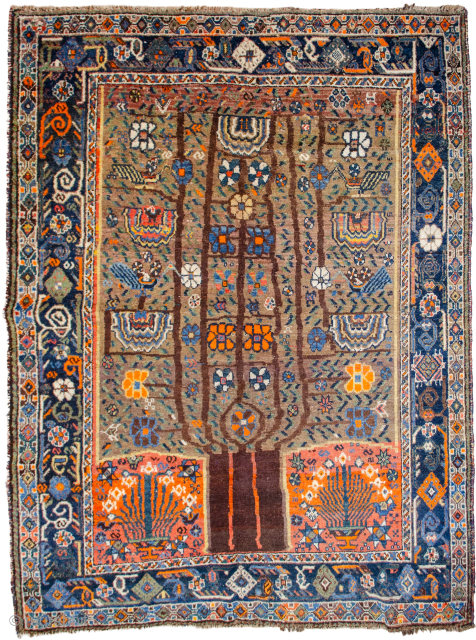 Antique Neiriz rug 193x163 in good condition with an even low pile.
More info: https://sharafiandco.com/product/antique-neiriz-rug-193x163cm/