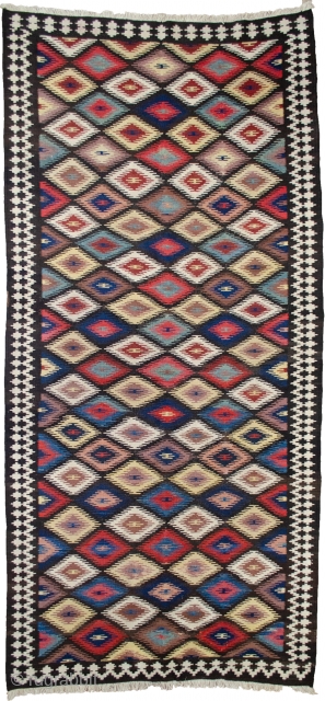 Antique Saveh Kilim Circa 1920 281x136cm in good condition

Info: https://sharafiandco.com/product/antique-saveh-kilim-281x136cm/
                       