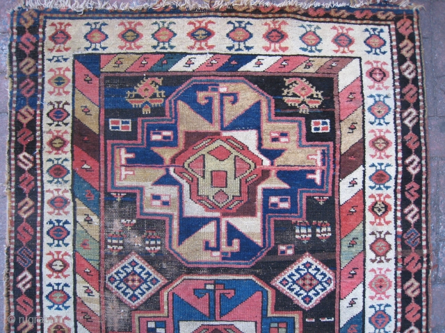 An NWP Long Rug with Guls                           