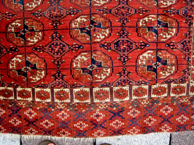 AN TEKKE MAT WITH DASHING ELEM & GURBAGHE MINORES                        