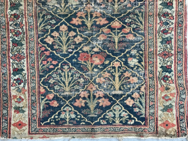 Small old pretty somewhat worn Doroksh with mughalesque drawing..
More pics on request.                     
