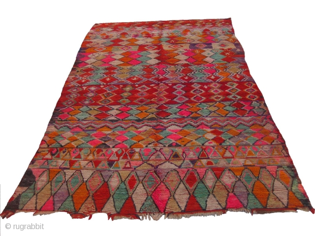 Moroccan Berber Rugs: Vintage Moroccan rug from Boujaad region - Wool - 310 x 180 cm ( 10.2 x 5.1 ft).

NB)Possibility to pay by Paypal
   Shipment by French Post

ATLAS KILIM  ...