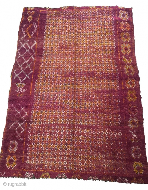 Fine moroccan berber rug..Origin: Beni M'guild tribe / Middle-Atlas..Mid XXth..Size: 11'2 x 7'2 (340 x 220 cm)..100% wool               