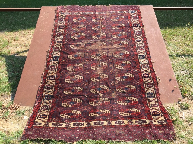 Early classic P- chodor Yomud main Rug fragment mid 18th Century -1790 
Very pretty secondary guls , condition several holes not breaking please ask future details       