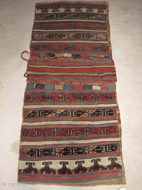 Kurd Pile and flat weave, double attached bags
23"x54"
Late 19th Century                       