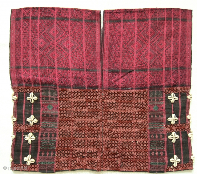 Chin States Myanmar (Burma) woman's handspun cotton blouse/shirt, probably Laytoo Chin.  Old handmade textile with great detail and a lot of ornate beadwork.  Very good condition with a small repair  ...