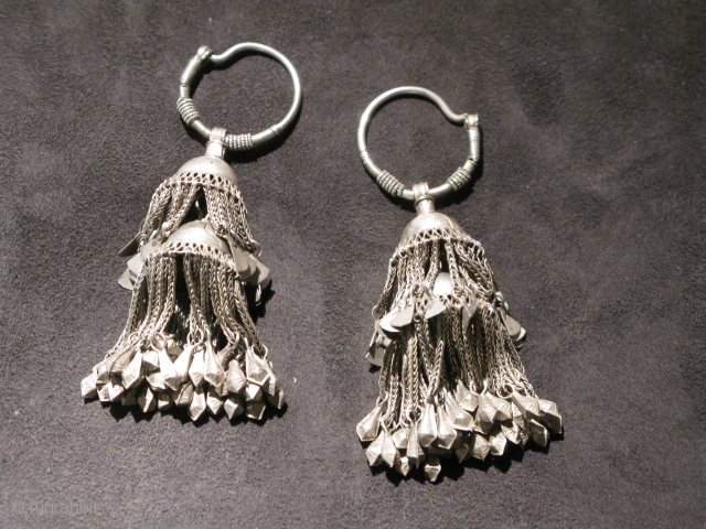 Exceptionally fine workmanship
matched pair of pagoda earrings,
maybe Hazara,high quality sterling silver.
Antique. Much copied in Afghanistan, these are the genuine article.
             