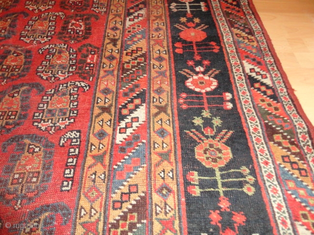    Antique  Khamseh   South- Persien  19 th. century  180 X 450  cm.
   Superb  Natural colours , some wear  and   ...