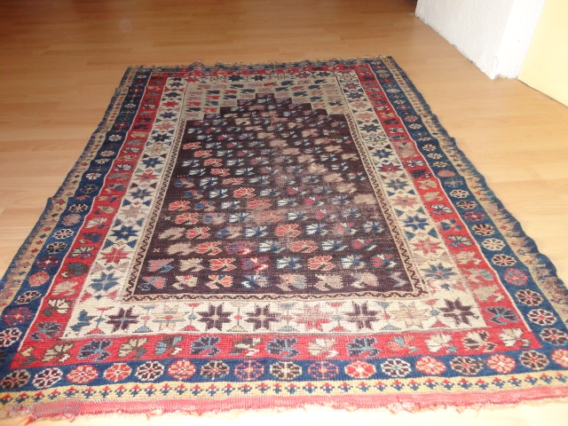 Superb  and  rare  antique   Bergama prayer  rug , mid 19 th. century,

 103 X 135  cm. , Komplet , beautiful  colors , kilims  ...