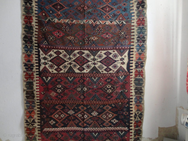 
  Antique  Anatolien  Kelim  19 th.  century  170 X 356 cm .Komplet , very  good

  colours , rare .      