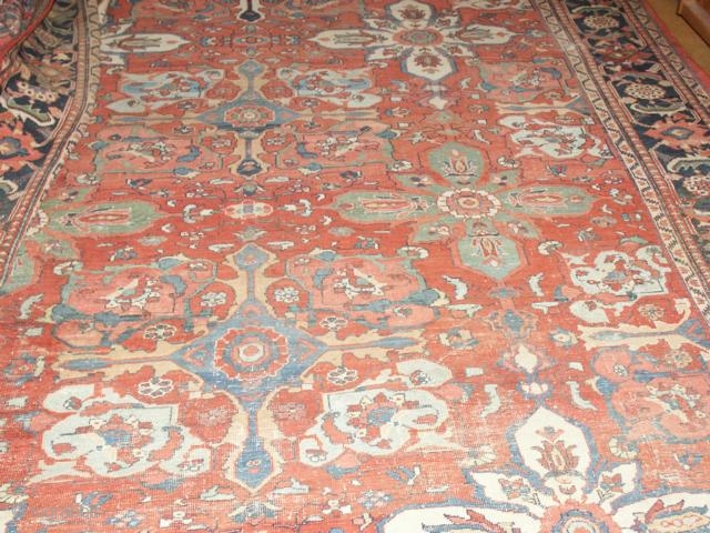 
 Antique  Ziegler  Mahal  West- Persien  292 X 375 cm. Very  dekorative  big pattern

 with  superb  natural colours  , komplet  with   ...