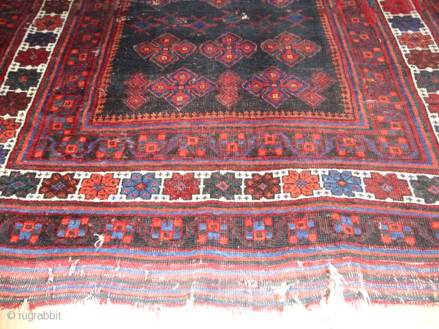 
   Fine  antique   Afshar   19 th.  century   117 X 140  cm.

   very  nice  naturel   colours  ...