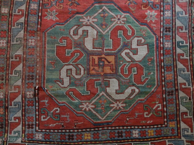 

   Antique   Cloudband  Kazak  ( Chondoresk )  19 th. century

   127 X 194  cm.  superb  natural  colors , archaic  ...