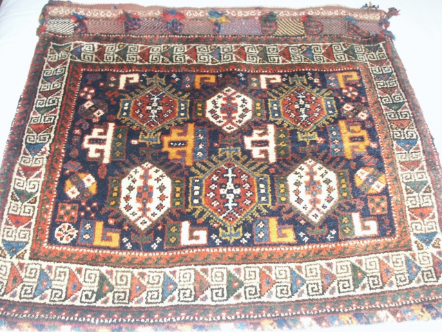   Superbe  Antique  Afshar  Khorjin  63 X 75  cm.
  Perfekt  conditon .

             