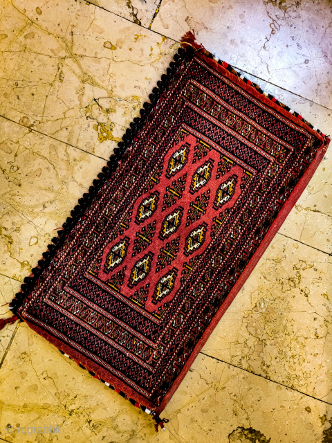 Rare Handwoven Vintage Bag Face / Saddle Bag (70x40 cm)
This authentic and compact textile piece is a special handwoven bag face (torba) or saddle bag (heybe), originating from the nomadic weaving traditions ...