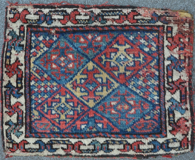 Persian bagface, possibly Luri?, 65 x 51 cm                         