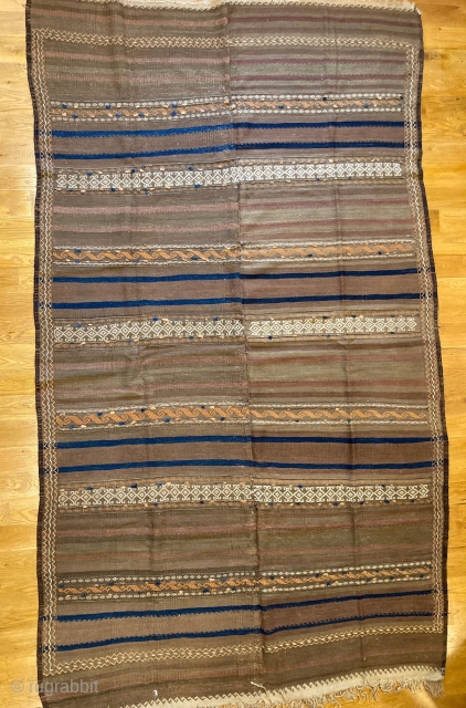 6'2" x 10'4" Antique Quali-E-Neu Afghanistan Dowry Kilim [017]

Beautiful kilim. Stemming from Afghanistan, this piece presents 7 vegetable dye wood colors, a 4 cord selvage, and was woven in two pieces on  ...