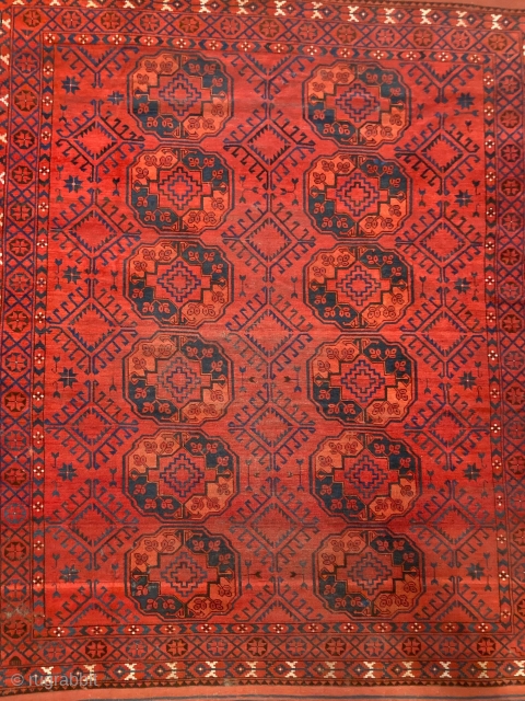 9’8” x 7’8” Ersari Main Carpet [SH-063]

An antique early Ersari main carpet. Originating from the Amu Darya region, this rug features a 2 x 6 gulli gul pattern on a Salor red  ...