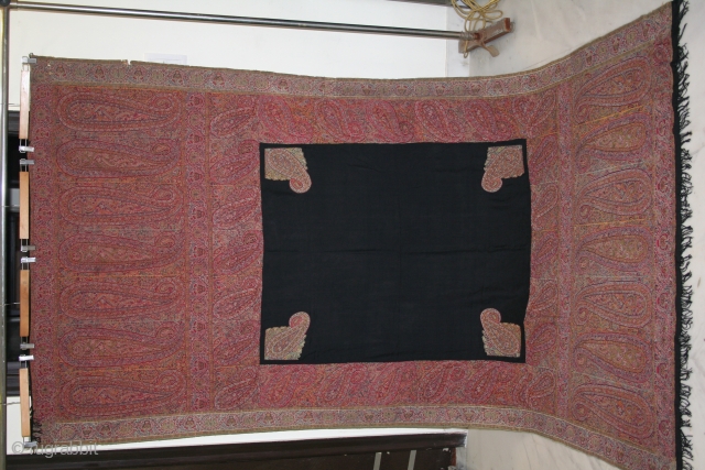 1850th century Kashmir long shawl with multicolours combination. 
Condition & colours are amazing. 
Approximately 9 feets by 4,5 feets.
For more images please do inquire.         