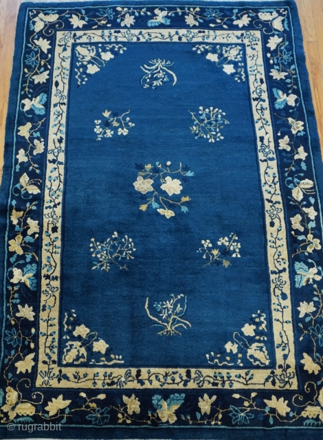 Antique Peking Chinese Oriental Rug, ca.1890s, size is (5'2" x 7'9" ft) or (158 x 336 cm.) mint condition.              