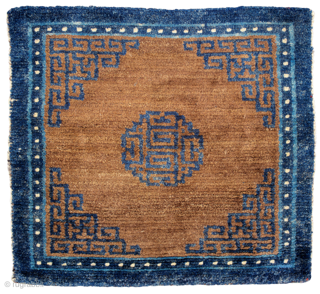 Sitting mat. Late 19th Century
Tibet

please contact directly at tmond @ hotmail.com                      