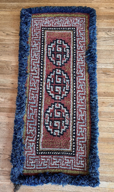 Warp-faced back (Wang Den) sleeping carpet. Great color with oversized medallions.                      