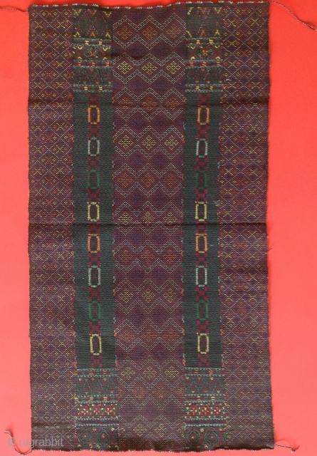 Mrauk Breast coverlet.
Arakhine state, Burma
Early 20th century.
Supplemental weft patterning in silk on cotton
14 x 25                  