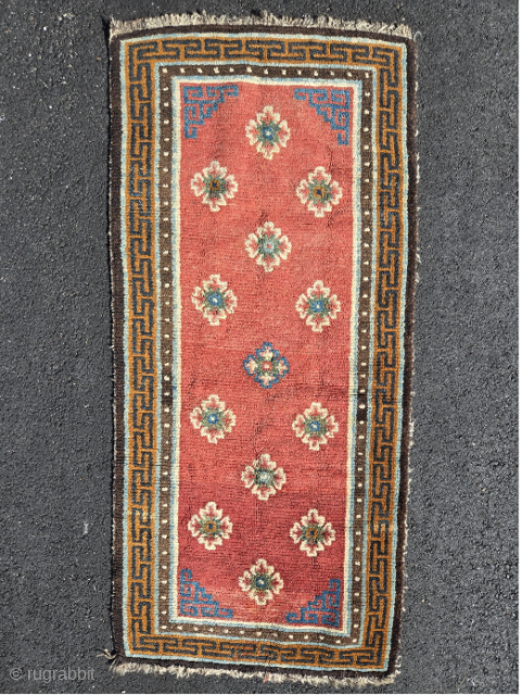 Khaden. Tibetan sleeping carpet. Spaciously drawn.
Tibet, Late 19th Century
Please contact me at tmond106@gmail.com