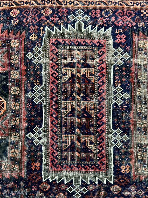Antique Baluch rug, 206 x 100 cm. info@thomaswild.com                         