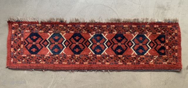 Ersari Torba, Middle Amu Darya Region, minor restoration, some little holes, 133 x 36 cm.
Ex Werner Loges Collection               